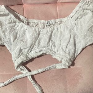 WHITE SHORT SLEEVE TIE AROUND SHIRT